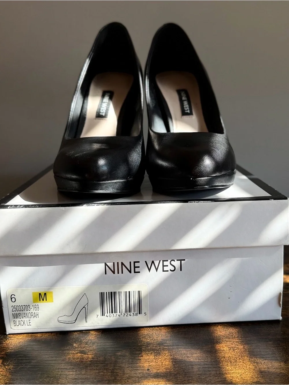 Nine West Black Leather Platform Pumps Heels Size 6M
